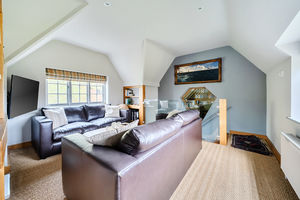 Photo 13- click for photo gallery